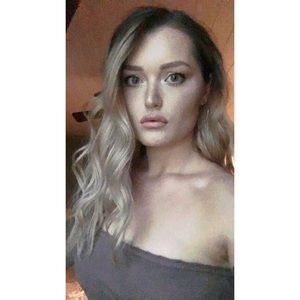 Meet your Posher, Mikaela